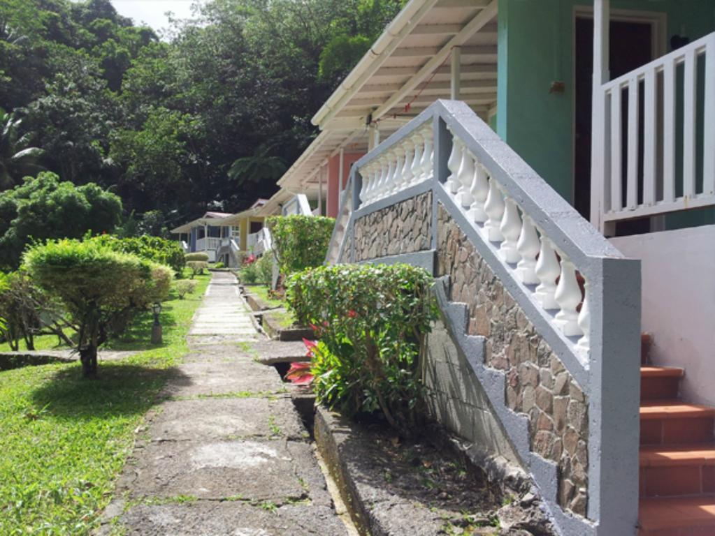 Chez Ophelia Cottage Apartments Ροζό Δωμάτιο φωτογραφία